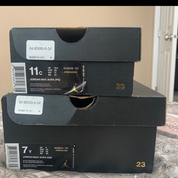 πHPπNike Jordan Max Aura White/Infared Kids 11c - Picture 5 of 9